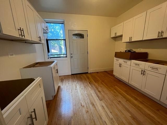 1st image of 4435 N Winchester Ave #A