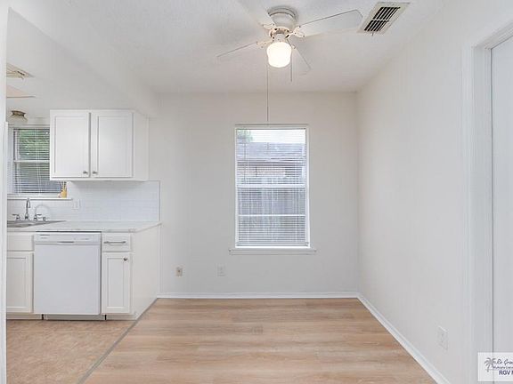 4th image of 512 Edmonton Ct