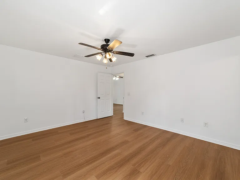 7184 Hemlock Loop — Photo 20