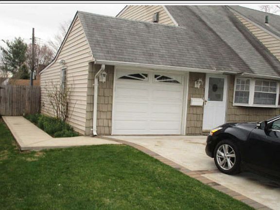 2nd image of 87 Acre Ln