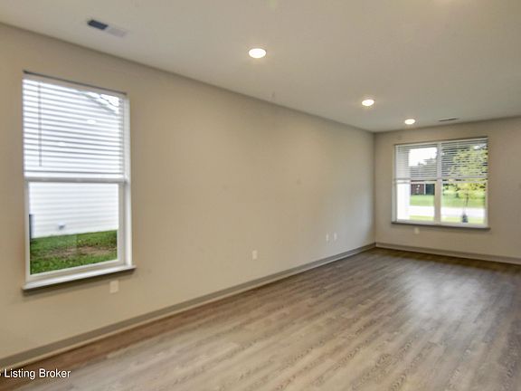 3rd image of 11715 Longevity Ln