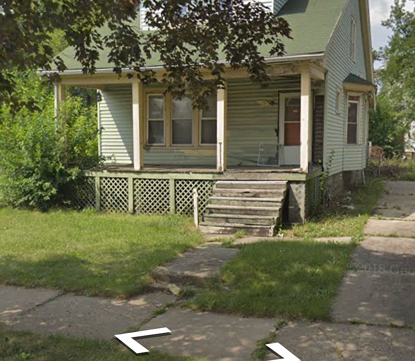 1st image of 230 Monterey St