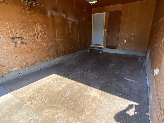 2nd image of 314 Valeria Dr