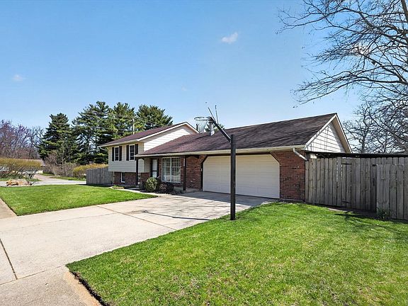3rd image of 4024 Glenview Dr