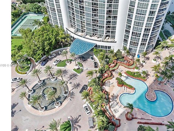 4th image of 18101 Collins Ave #101-SPA
