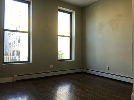 Rented by Premier Metro Realty Corp | media 22
