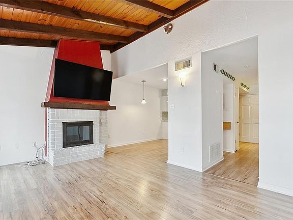 4th image of 2305 Cleary Ave APT 225