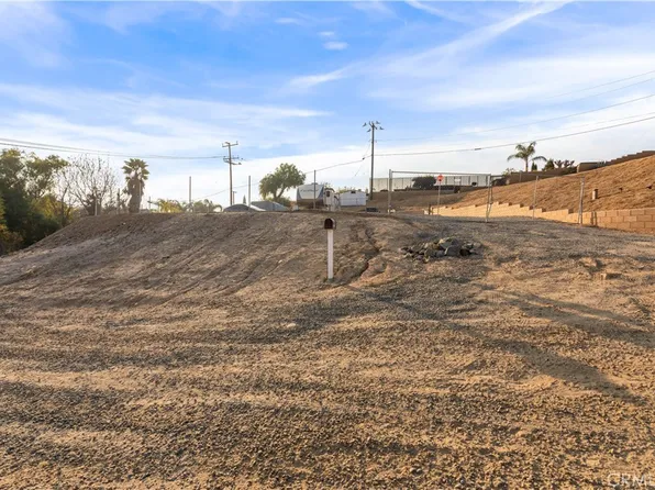 19241 Ferrer Ave #10, Corona, CA 92881