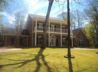 327 Wishing Tree Ln, Oxford, MS 38655