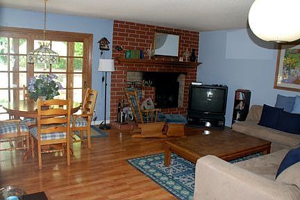 3rd image of 745 Cavan Ln