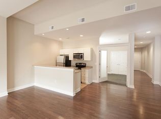 2124 Arch St #1X, Philadelphia, PA 19103