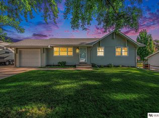 5810 Read St, Omaha, NE 68152