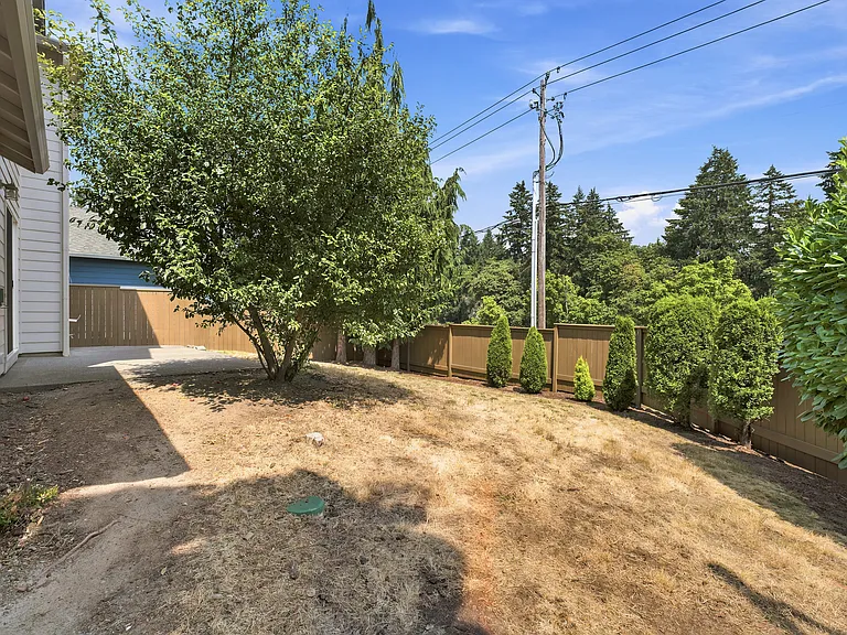 3203 NE 171st Ave — Photo 36