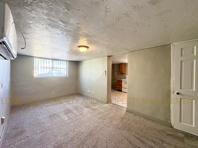 425 W Columbia St #2 — Photo 8