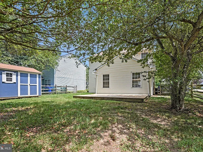 4037 Broadbill Cir — Photo 37