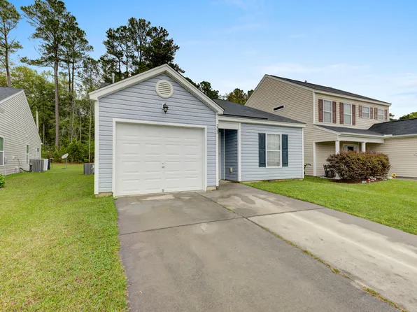 235 Coosawatchie St, Summerville, SC 29485