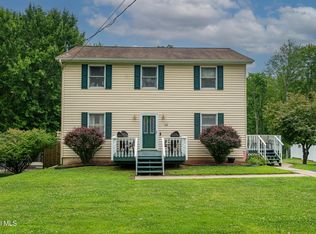 12 Thornwood Dr, Fort Edward, NY 12828