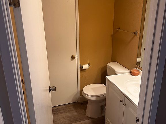 4th image of 3597 Arville St Unit 202C