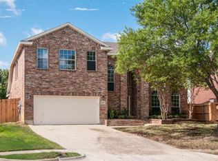4563 Whitehall Dr, Grand Prairie, TX 75052