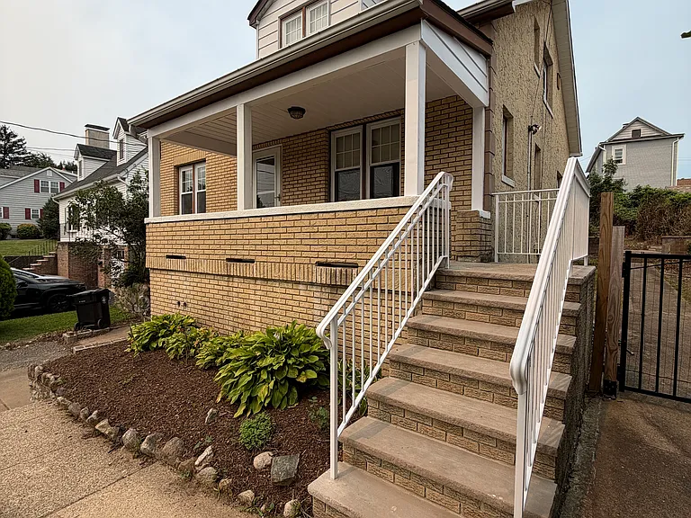 28 Hillside Ave #2 — Photo 7