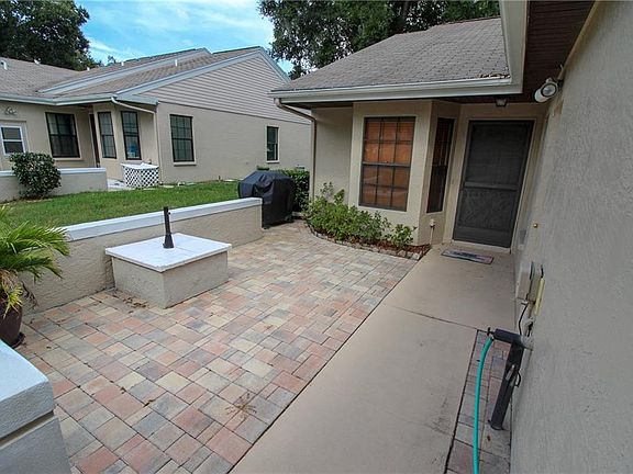 5th image of 13230 Molitor Ct