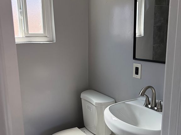 5th image of 4126 40th St #1