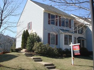 21158 Winding Brook Sq, Ashburn, VA 20147