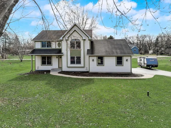 W5335 Plantation ROAD, Elkhorn, WI 53121