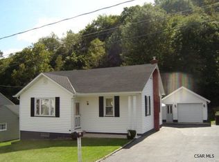 33 Plymouth Ave, Johnstown, PA 15906