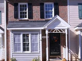 2106 Trailridge Ct, Raleigh, NC 27603