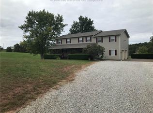 4764 Steel Ridge Rd, Red House, WV 25168