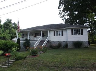 348 S Railroad Ave, Beckley, WV 25801