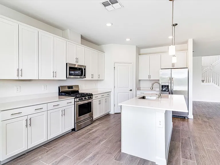 4873 Seafoam Trl — Photo 12