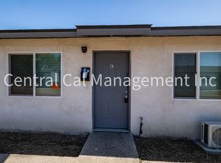 10705 Williams St APT C, Lamont, CA 93241