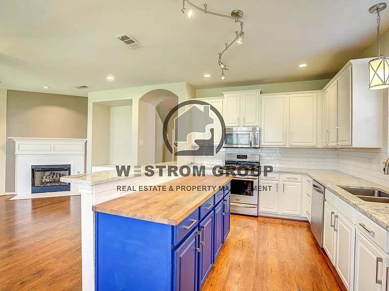 4537 Chris Dr — Photo 21