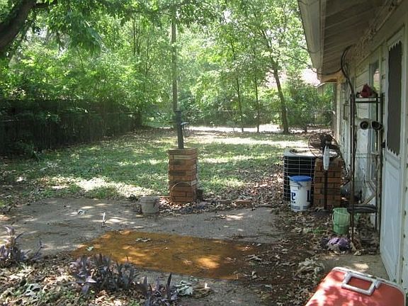 3rd image of 1709 N Central Ave