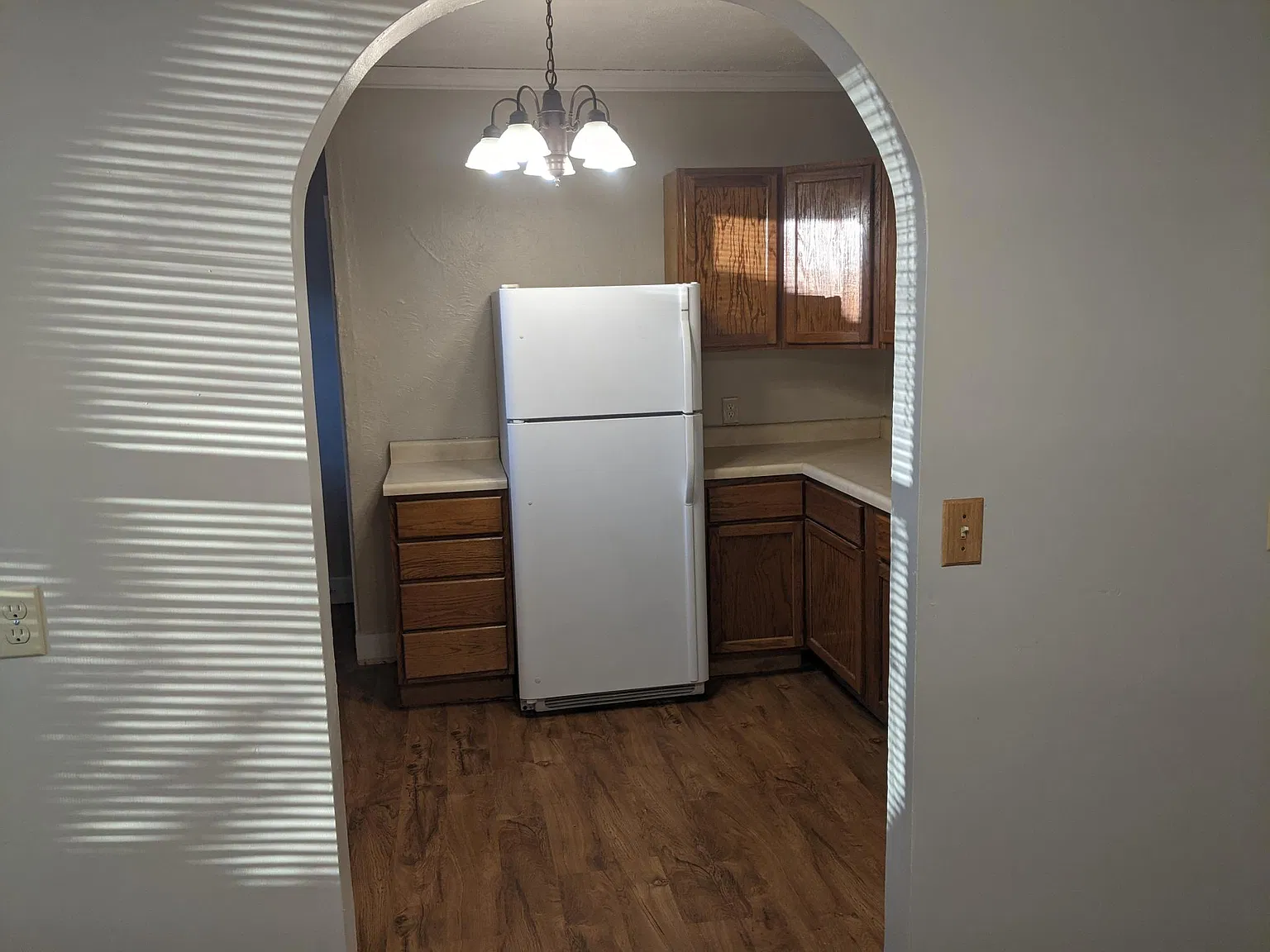 1601 Heller St — Photo 3