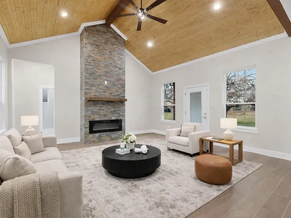 335 Cross Tie Ranch Rd, Trinidad, TX 75163