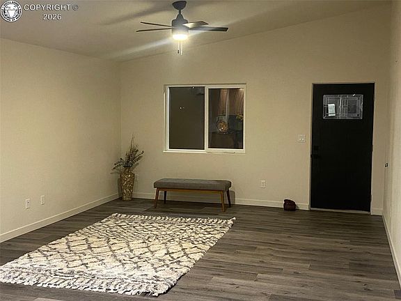 5th image of 103 Illinois St