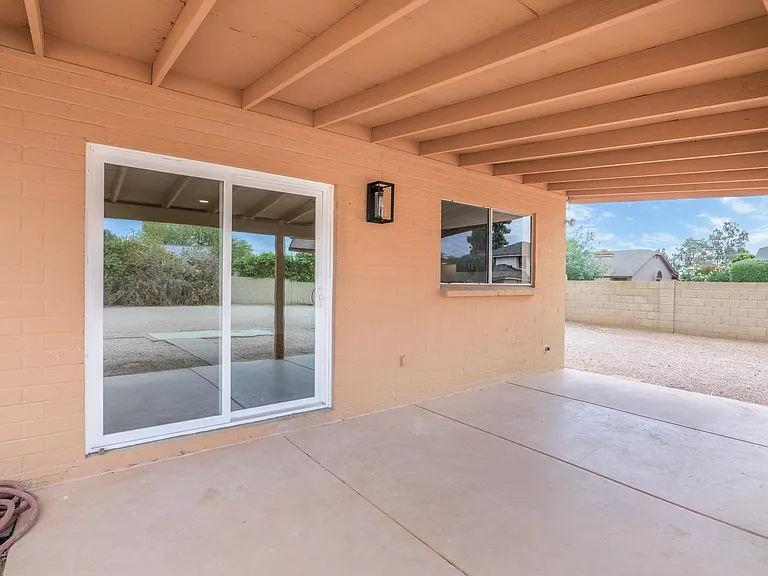 10440 E Becker Ln — Photo 30