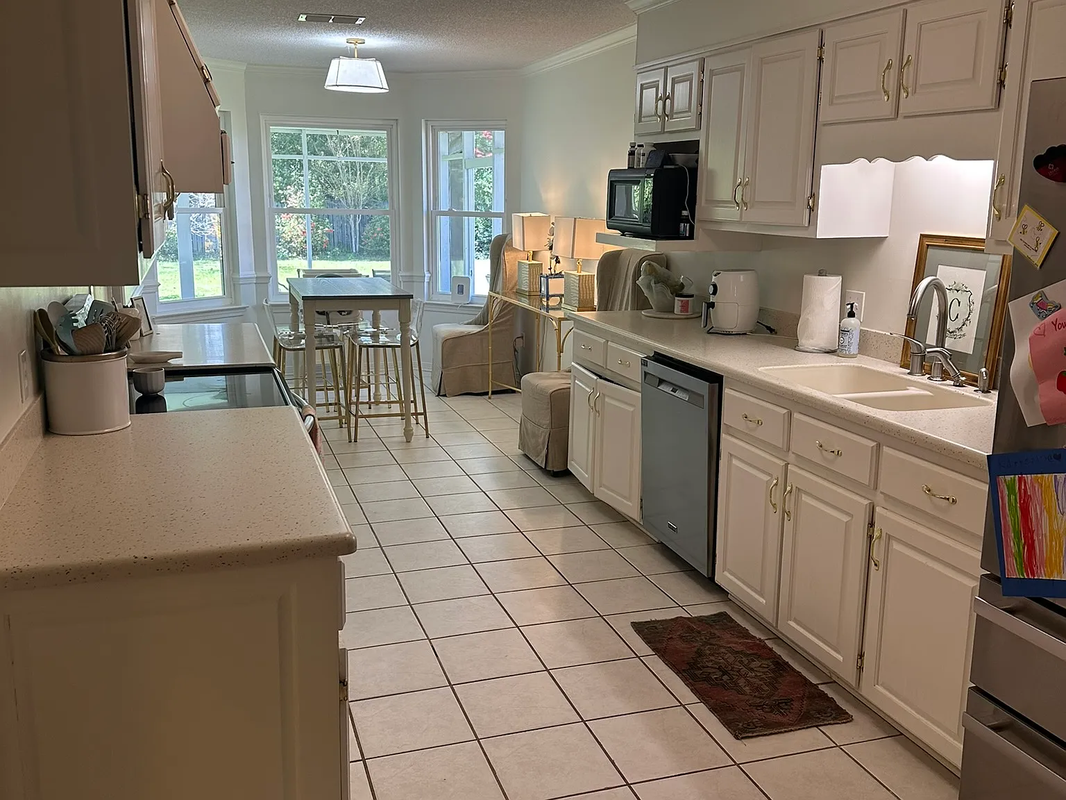 3 bed, 1934 sqft, $2,400 — Photo 4