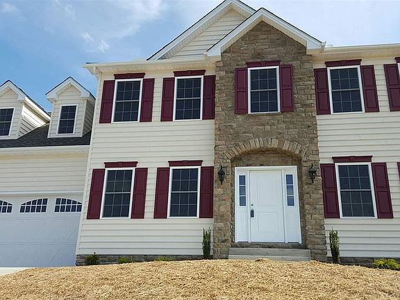 3rd image of 2 Grandview Dr