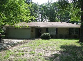 2203 Holly St, Lufkin, TX 75901