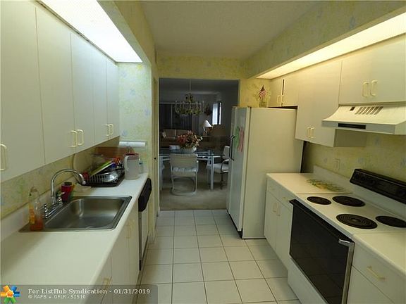 2nd image of 1501 SW 131st Way APT 314-P