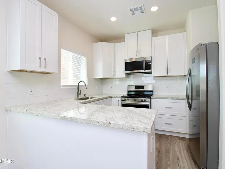 1306 E Purdue Ave #4 — Photo 2