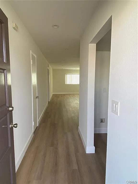 2 bed, 1000 sqft, $3,000 — Photo 3