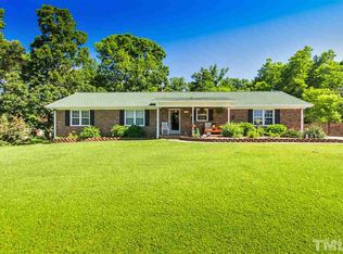 1745 Dixon Swimming Pool Rd, Burlington, NC 27217