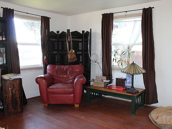 5th image of 1607 6th St