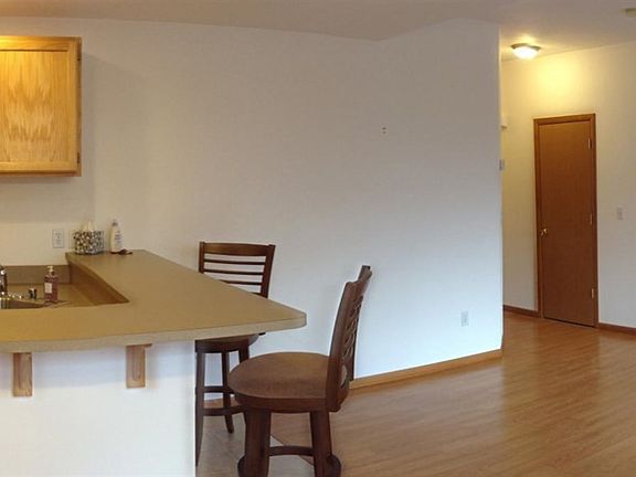 5th image of 1901 Davis Ave APT A11