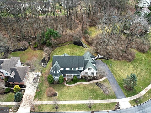4th image of 1354 Megan Dr